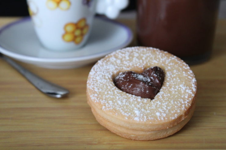 Biscotti occhi di bue vegan