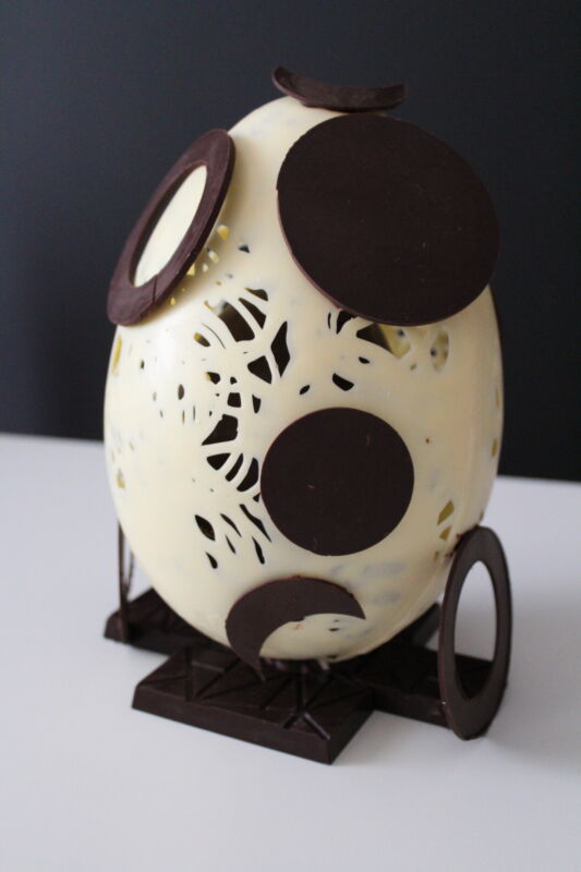 Uova di Pasqua vegan decorato